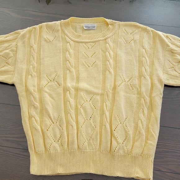 Vintage 90s Wool Carriage Court Yellow  Sweatshirt - Picture 2 of 7